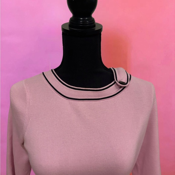 Vintage Y2K Sandra King Pink Knit Top w Black Button Details - Size Small - Picture 4 of 9
